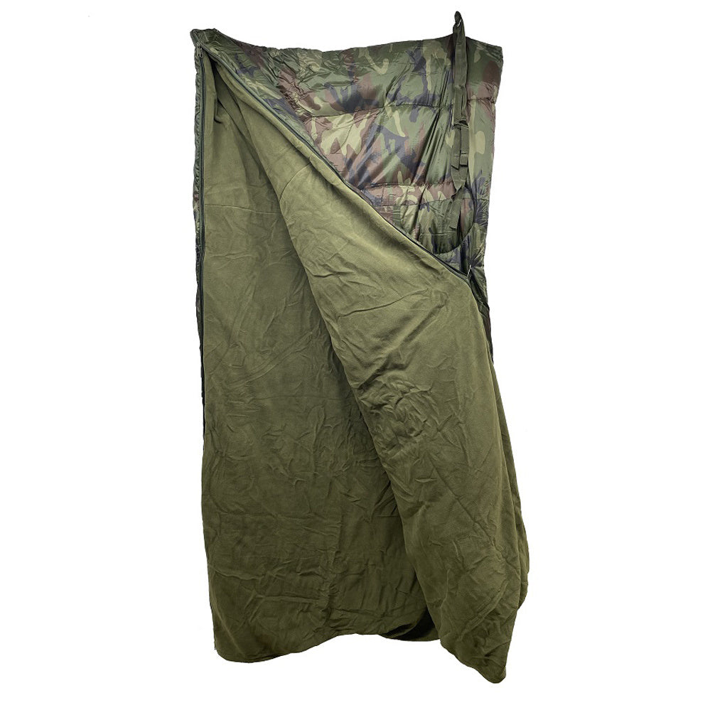 COMBO SAC DE COUCHAGE CAMO ET COUVERTURE DE POLAR KAKI - PLEIN AIR CAMPING ET SURVIE - SACS DE COUCHAGE