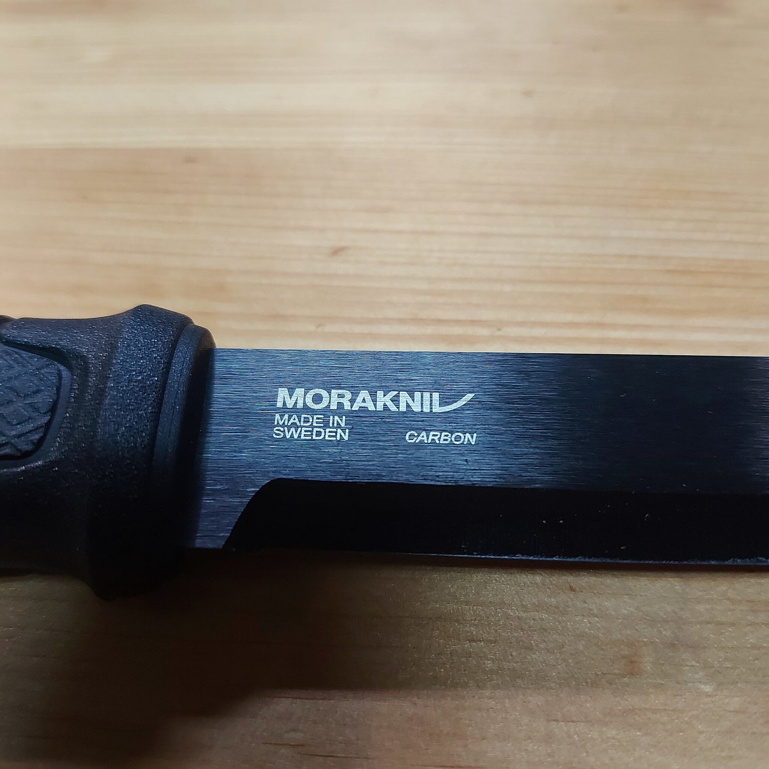 COUTEAU ULTRA RÉSISTANT EN CARBONE MORAKNIV GARBERG - COUTEAUX ET OUTILS - COUTEAUX À LAME FIXE