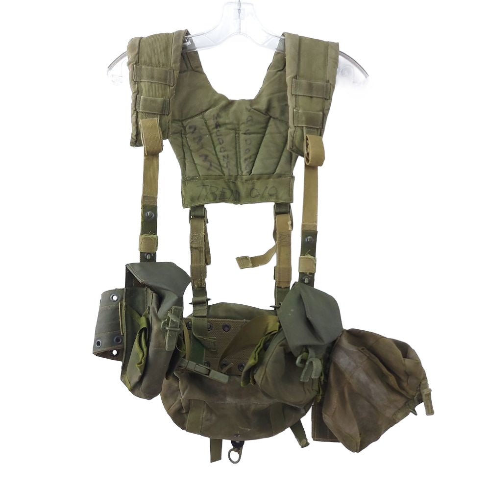 ENSEMBLE BRETELLES CEINTURE ET POCHETTES (WEBBING PATTERN 82) - AUTHENTIQUE