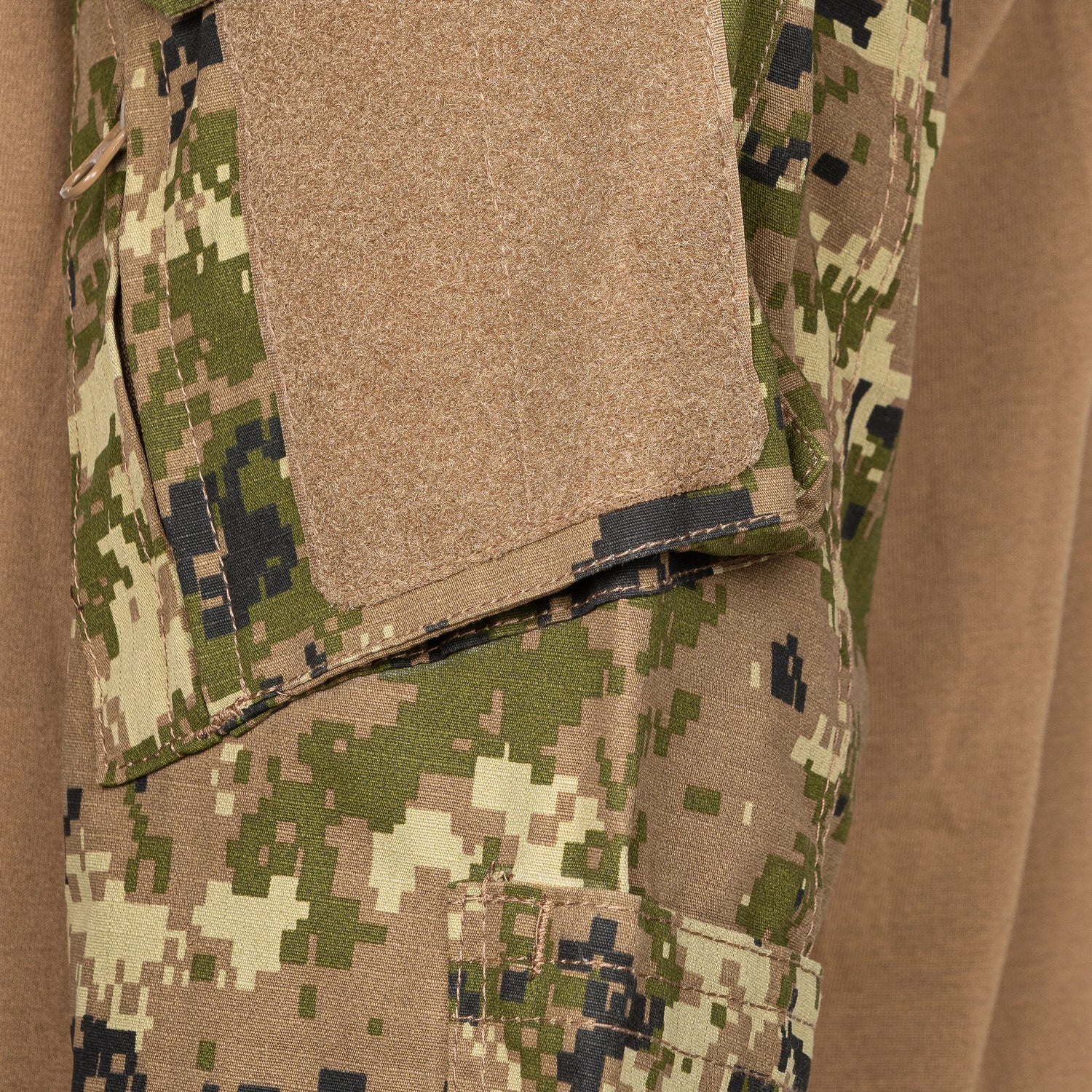 CHANDAIL DE COMBAT HYBRIDE