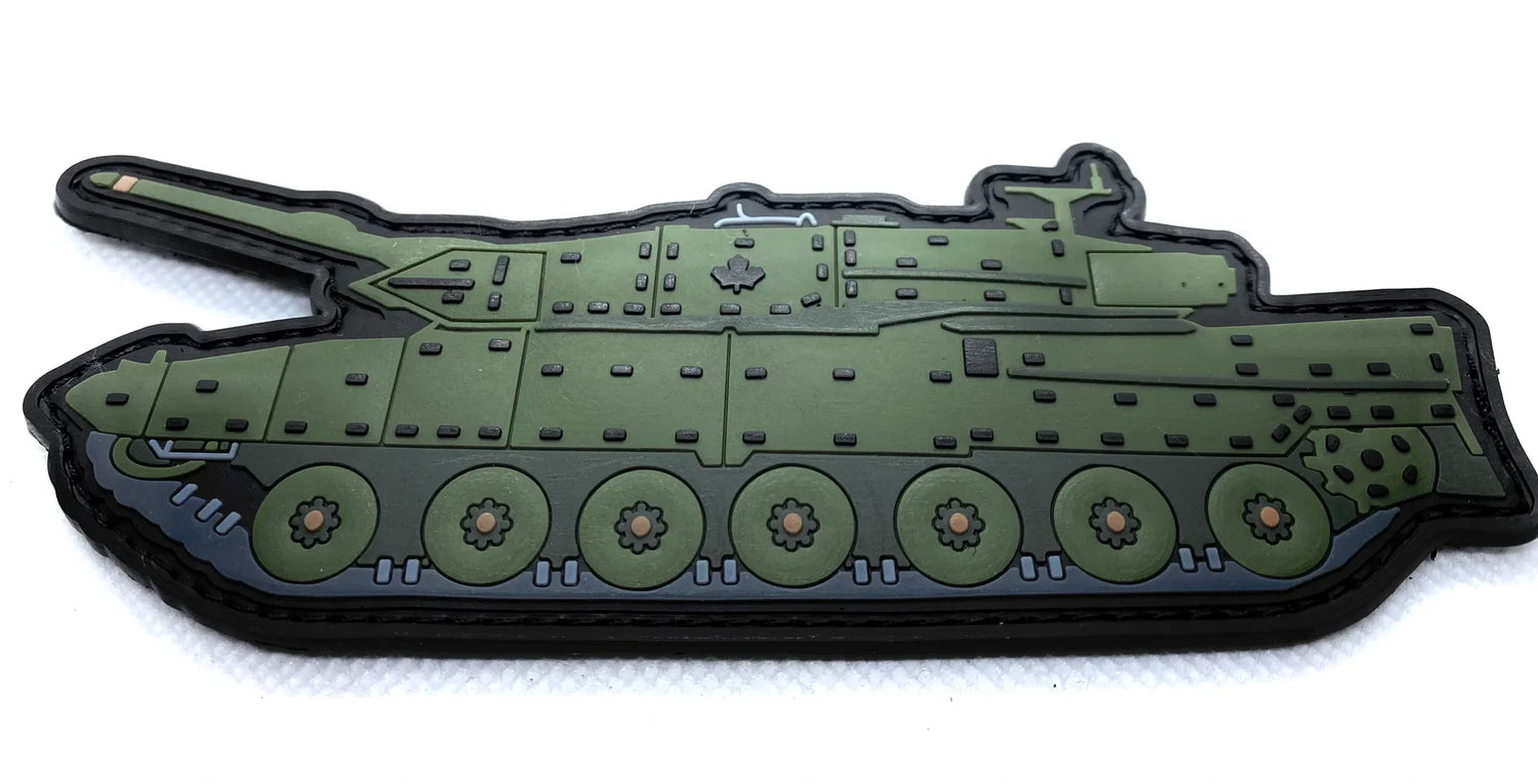 TANK LÉOPARD - ÉQUIPEMENT TACTIQUE - ÉCUSSONS ET INSIGNES