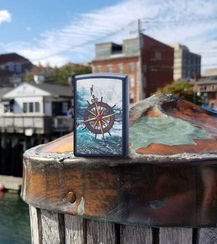 ZIPPO ROSE DES VENTS - PLEIN AIR CAMPING ET SURVIE - BRIQUETS