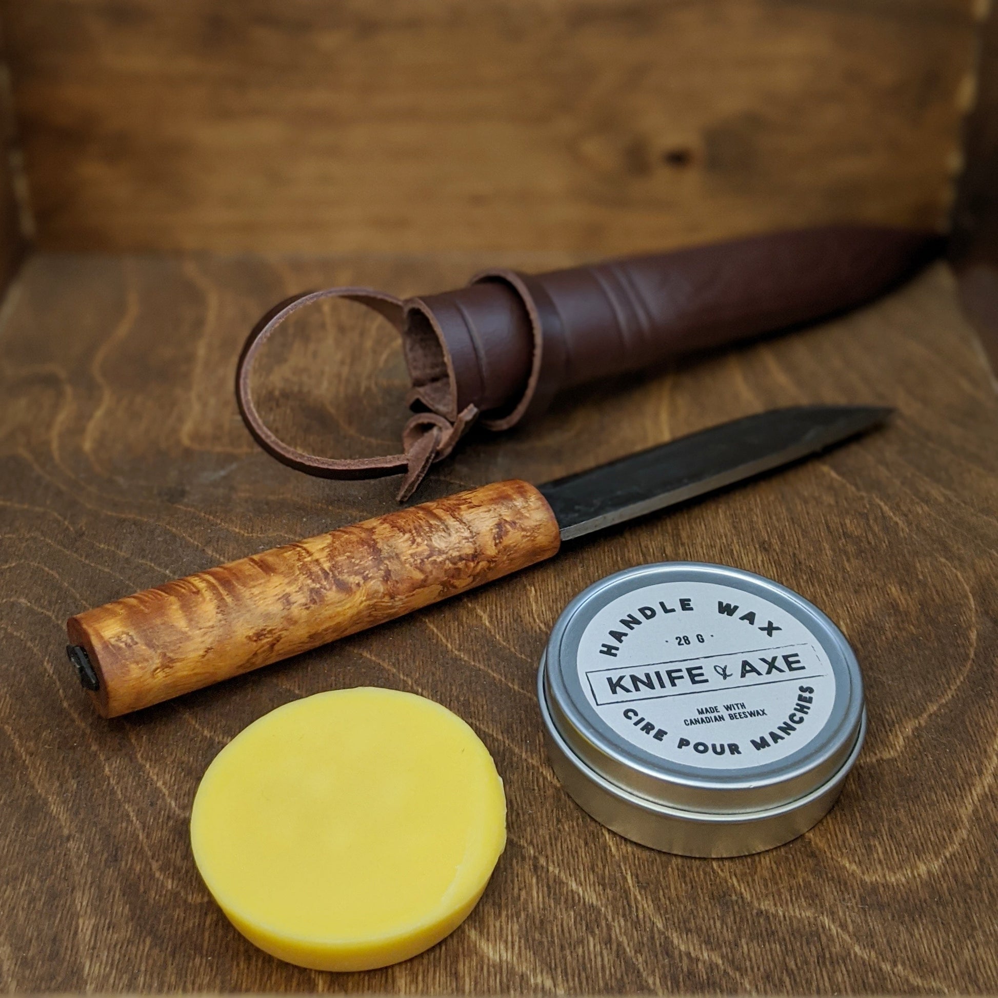 CIRE POUR MANCHE DE COUTEAUX ET HACHES KNIFE AND AXE 28G