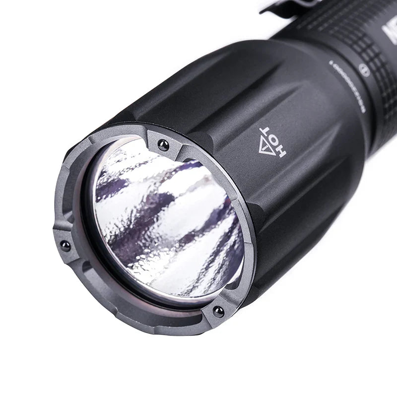 LAMPE DE POCHE TACTIQUE 3000 LUMENS STROBOSCOPIQUE TA30C MAX NEXTORCH