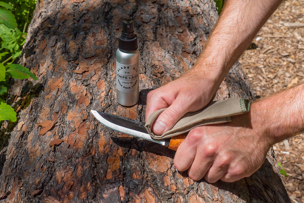 HUILE POUR ENTRETIEN DE LAME DE COUTEAU ET HACHE KNIFE AND AXE 70ML