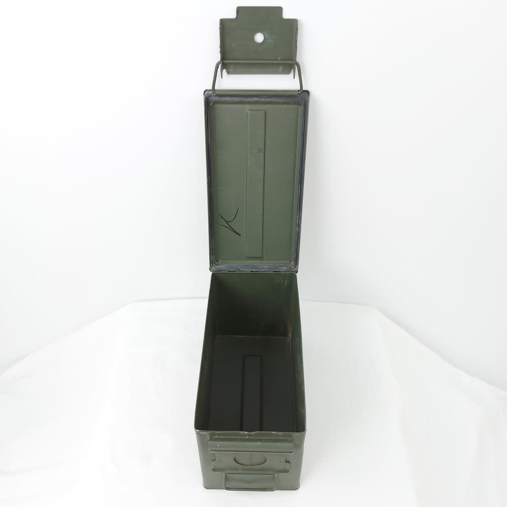 BOÎTE DE MUNITIONS EN MÉTAL CALIBRE .50 (VIDE)