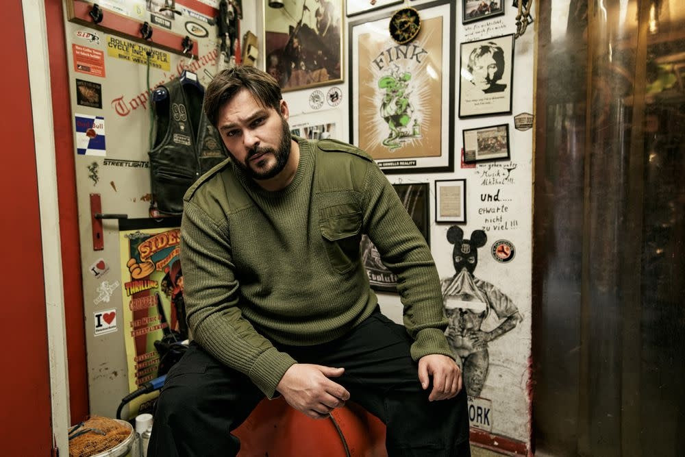 BRANDIT COMMANDO STYLE SWEATER