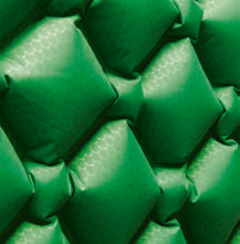 MATELAS GONFLABLE AVEC OREILLER INTÉGRÉ