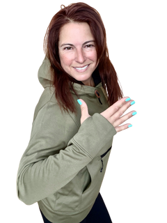 Poignet du hoodie Elva olive avec ouverture pour le pouce