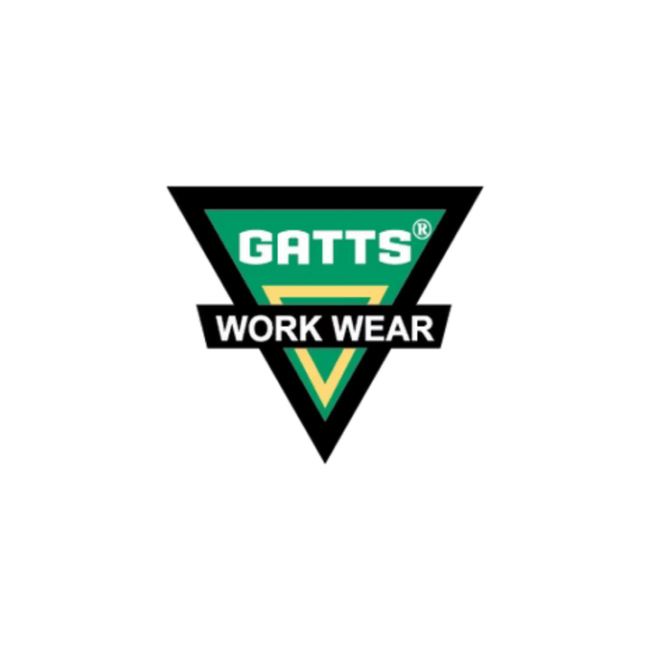 Logo triangulaire vert et jaune avec « gatts » en texte blanc au-dessus des mots « work wear ».
