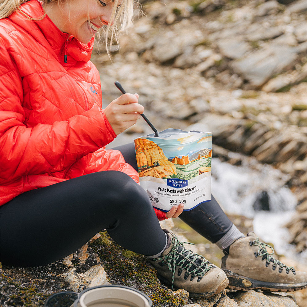 PÂTES AU PESTO ET POULET - 1 PORTION - BACKPACKERS PANTRY - PLEIN AIR CAMPING ET SURVIE - NOURRITURE