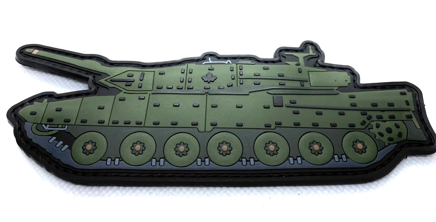 TANK LÉOPARD - ÉQUIPEMENT TACTIQUE - ÉCUSSONS ET INSIGNES