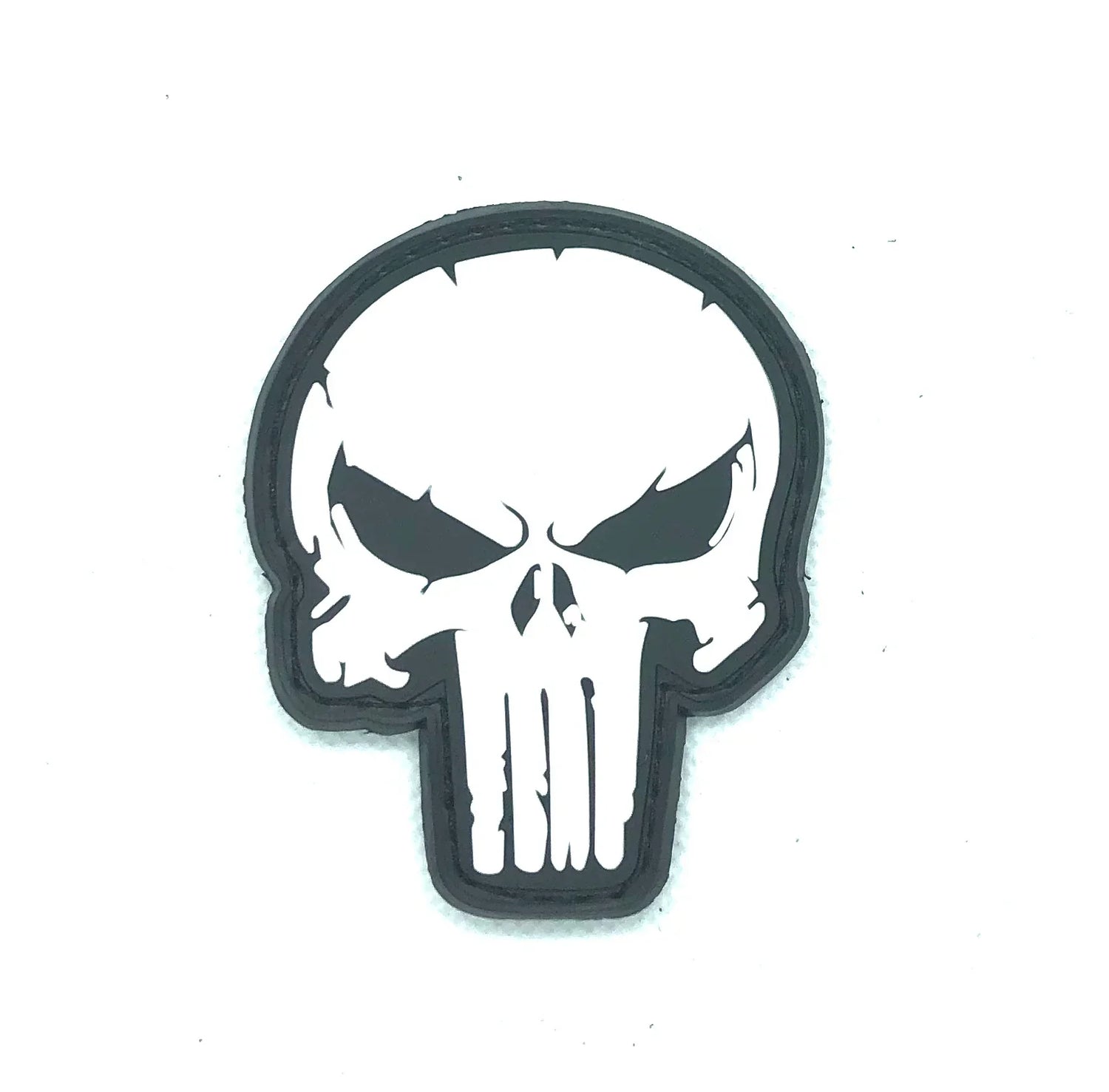 TÊTE DU PUNISHER - ÉQUIPEMENT TACTIQUE - ÉCUSSONS ET INSIGNES
