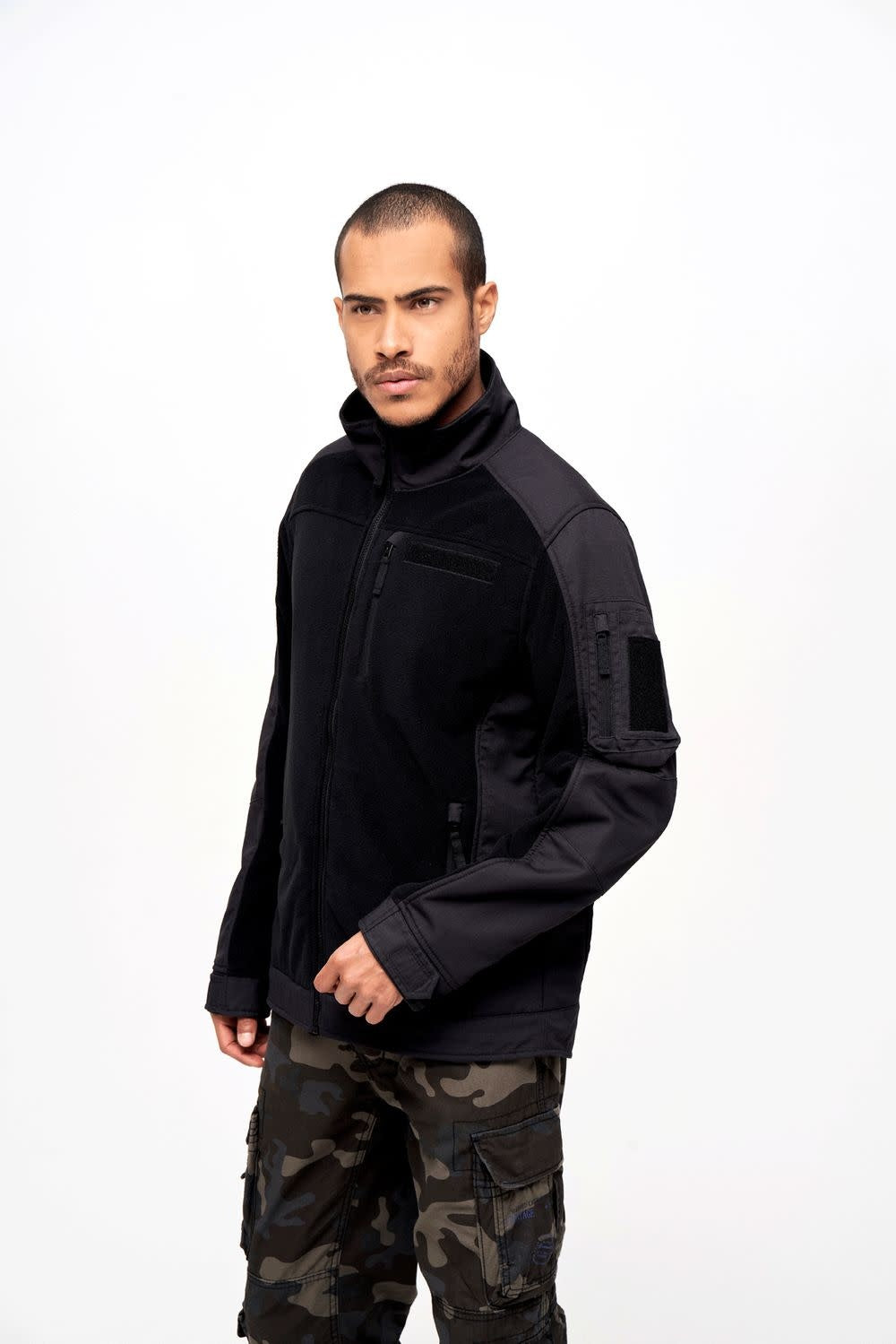 VESTE EN POLAR ET TISSU RIPSTOP BRANDIT