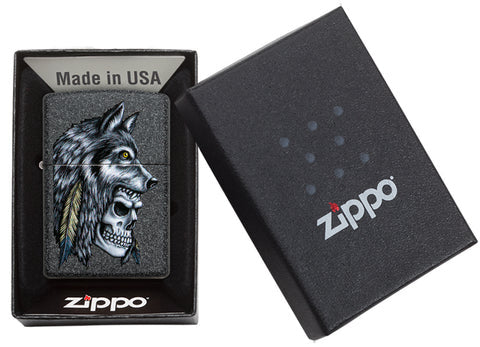 ZIPPO CRÂNE AVEC TÊTE DE LOUP ET PLUMES